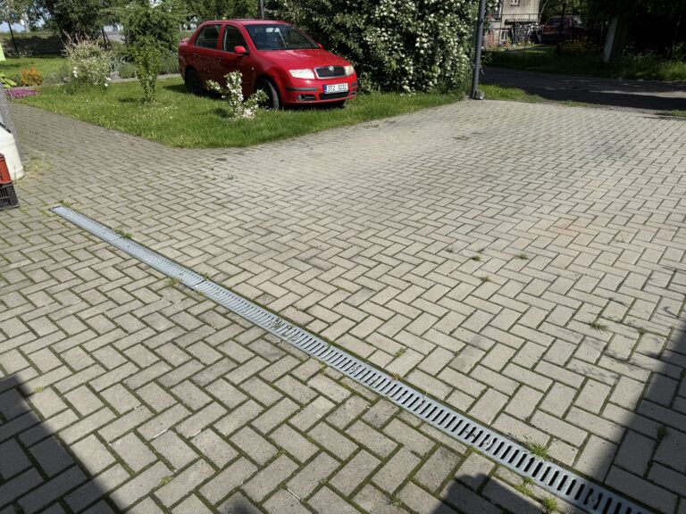 Čištění dlažby a fasády – Orlová