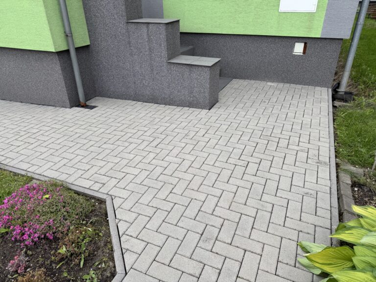 Čištění dlažby a fasády – Orlová - Potom