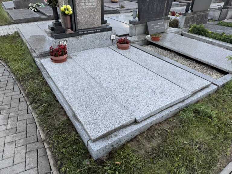 Čištění hrobu – Ropice - Potom