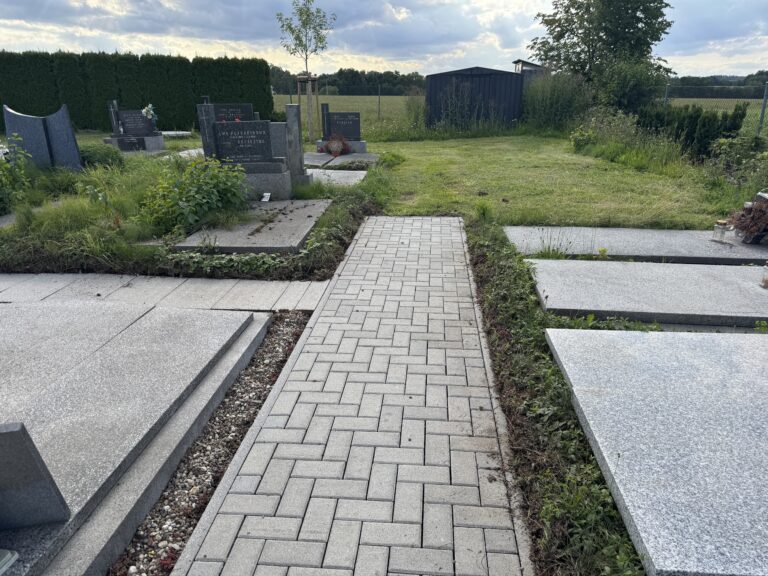 Čištění dlažby – Ropice